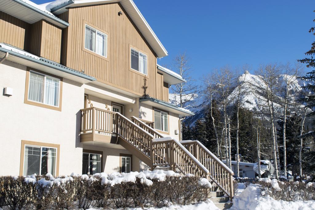 Lodge Banff Boundary *
